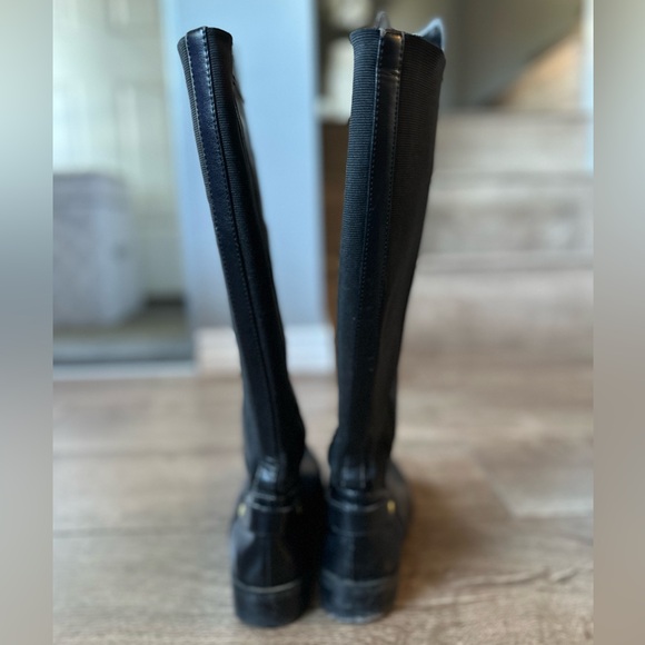 Black boots - used Size 7 - Picture 3 of 8